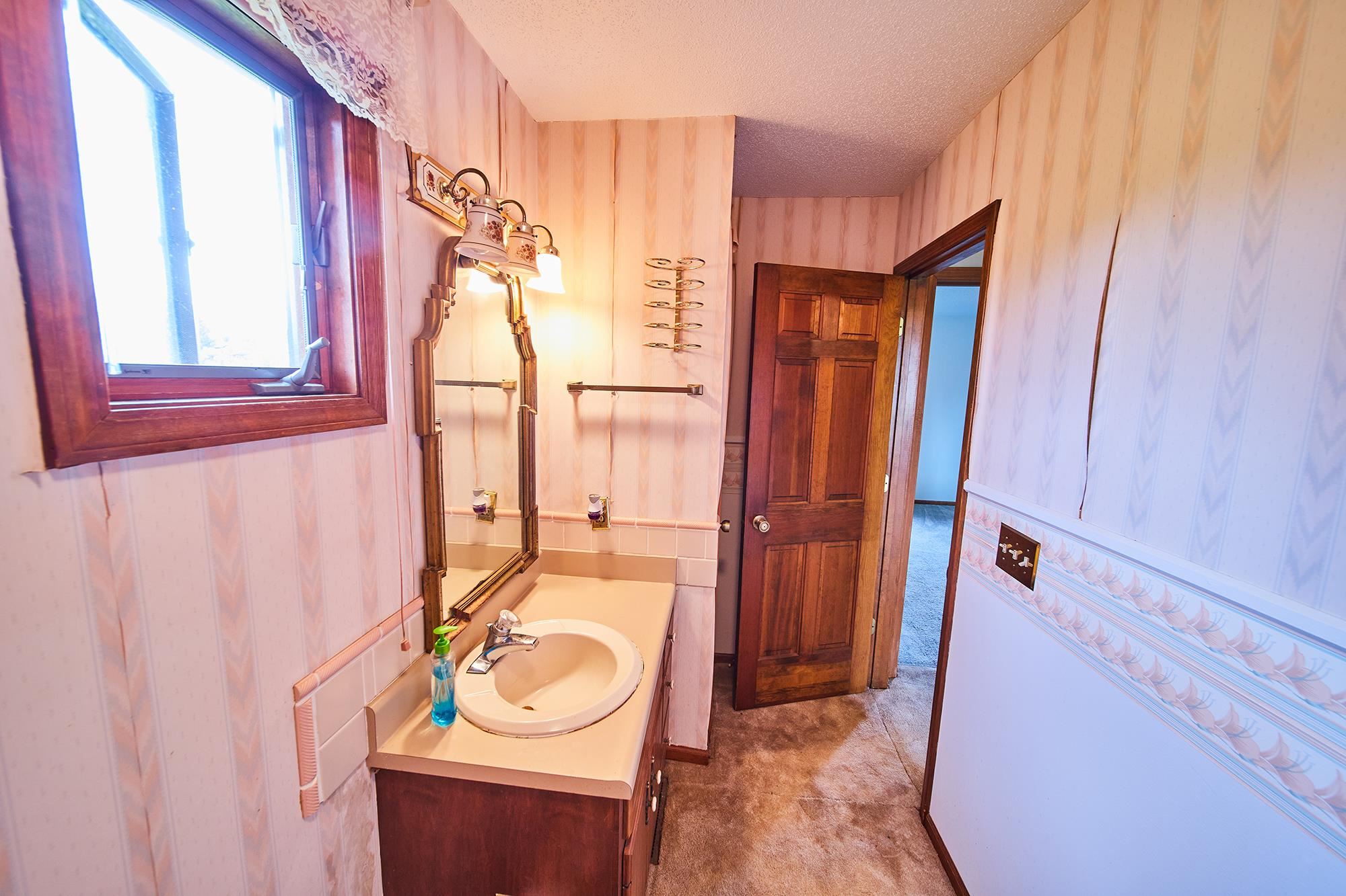 7909 Hollopeter Road Leo, IN 46765 - Photo 32 of 36