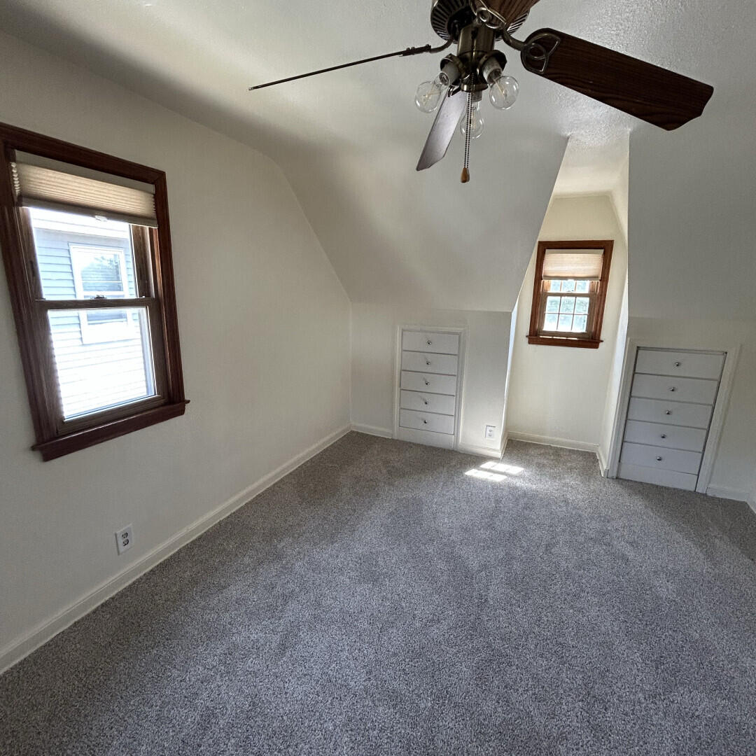 2745 South 68th Street Milwaukee, WI 53219 - Photo 26 of 28 2745S68thSt_70007_26
