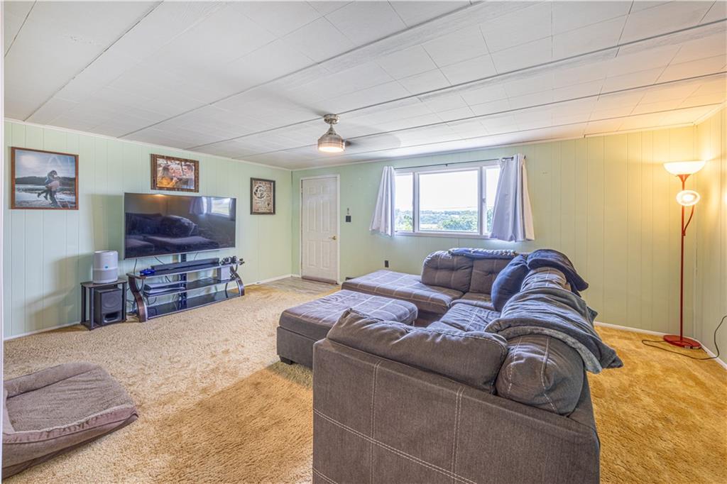 81 Mountain View Street Uniontown, PA 15401 - Photo 10 of 27