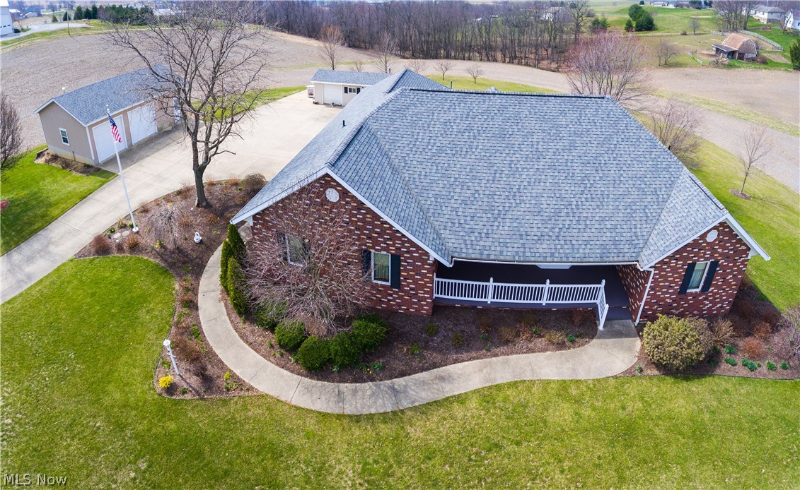9362 Golf Course Road Northwest Sugarcreek, OH 44681 - Photo 9 of 32 Gallery Image 9