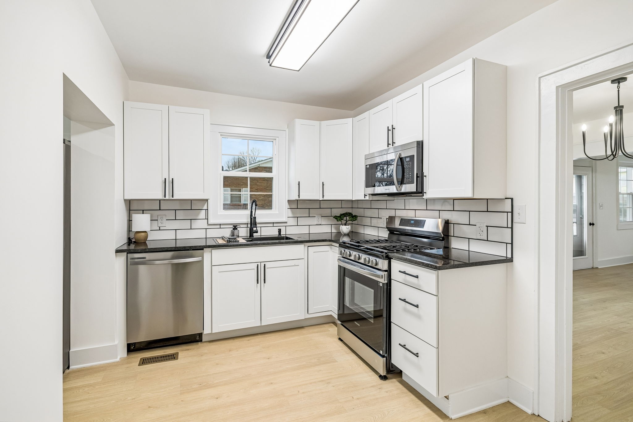 306 Lawrence Street Mount Pleasant, TN 38474 - Photo 17 of 55