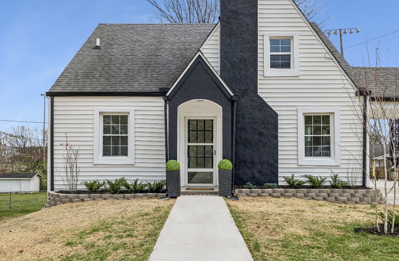 306 Lawrence Street Mount Pleasant, TN 38474 - Photo 2 of 55