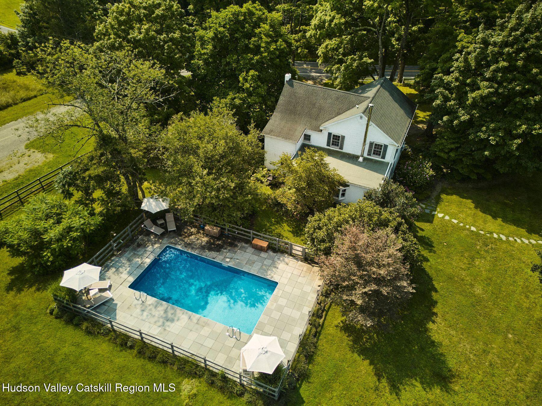 356 Co Rte 6 Germantown, NY 12526 - Photo 8 of 52 photo_online_003