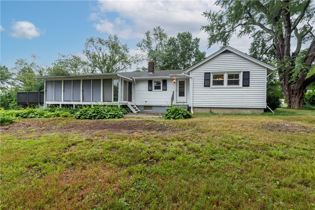 15 Meeting House Road Lincoln, RI 02865 - Photo 3 of 36 Gallery Image 3
