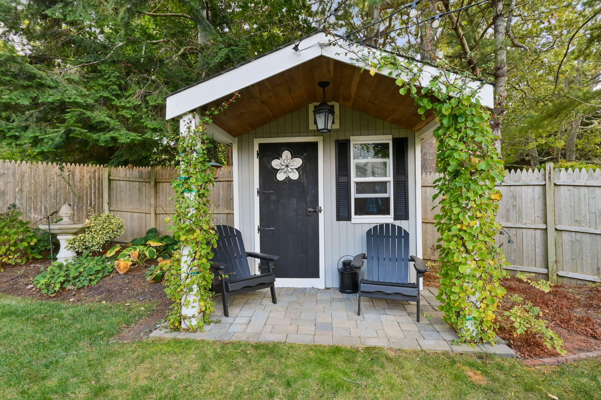 8 Jib Way Hyannis, MA 02601 - Photo 38 of 40 a front view of a house with garden