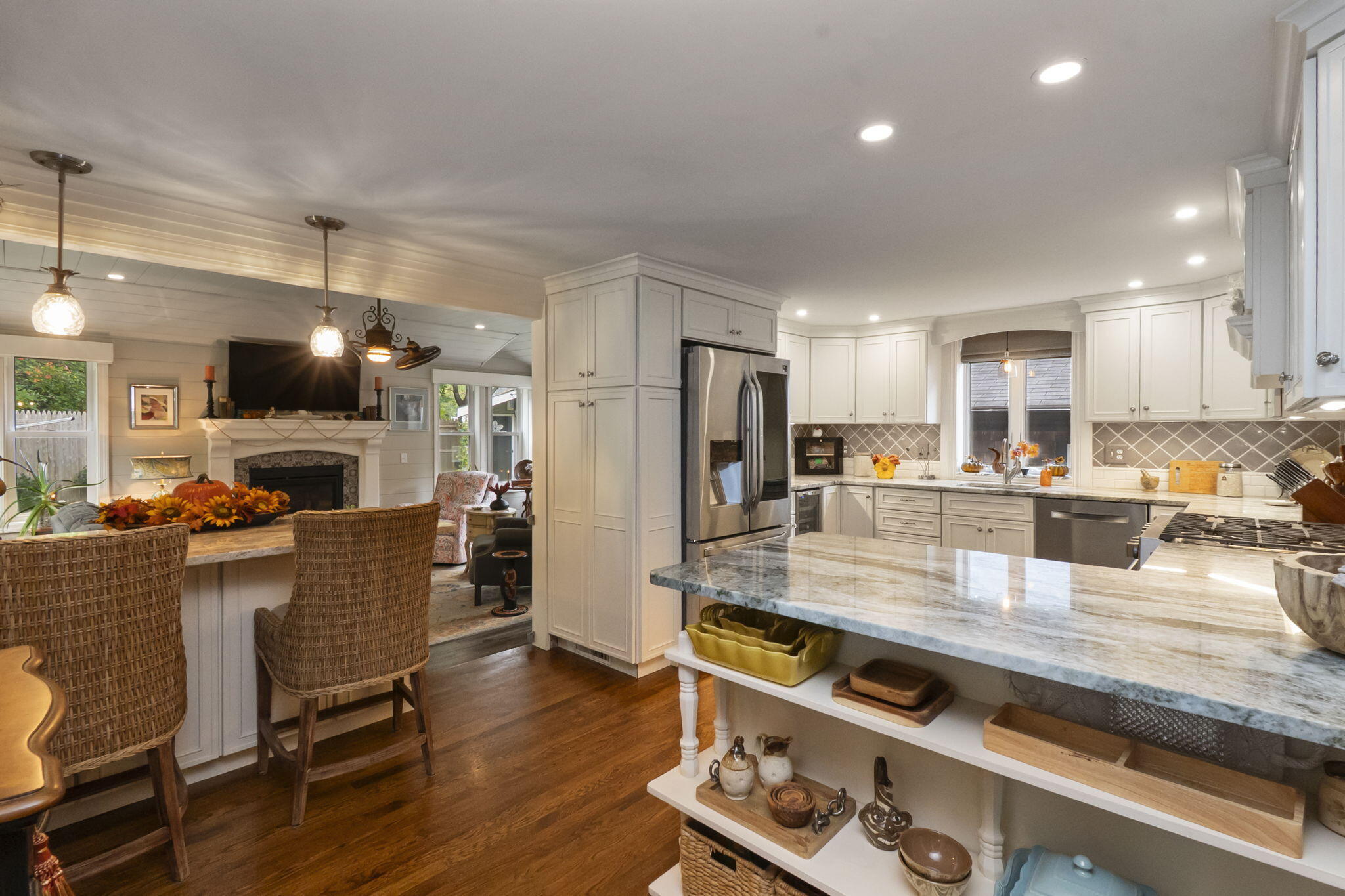 8 Jib Way Hyannis, MA 02601 - Photo 5 of 40 a large kitchen with a table and chairs in it