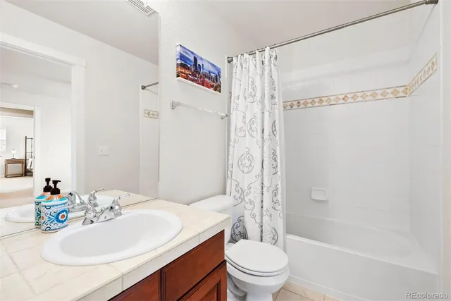 $1,025,000 | 2996 Danbury Avenue, Highlands Ranch, CO 80126