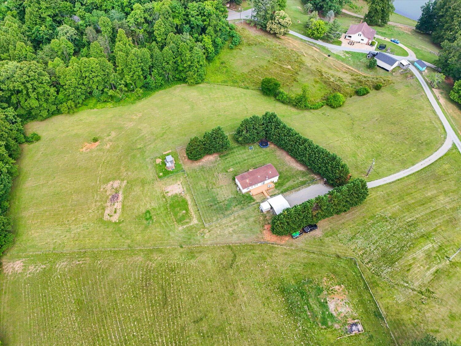 1107 Green Mountain Road Vinton, VA 24179 - Photo 39 of 41 38-1107 Green Mountain-38