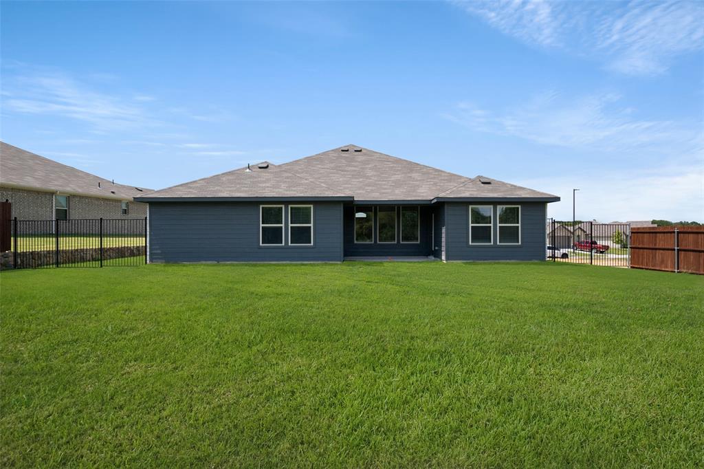 2637 Streamside Drive Burleson, TX 76028 - Photo 31 of 32 2637 Streamside- Back-2