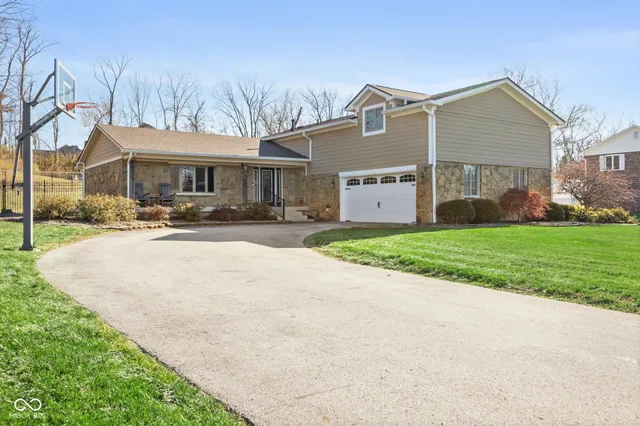 $584,900 | 4201 Maplehill Drive, Greenwood, IN 46143