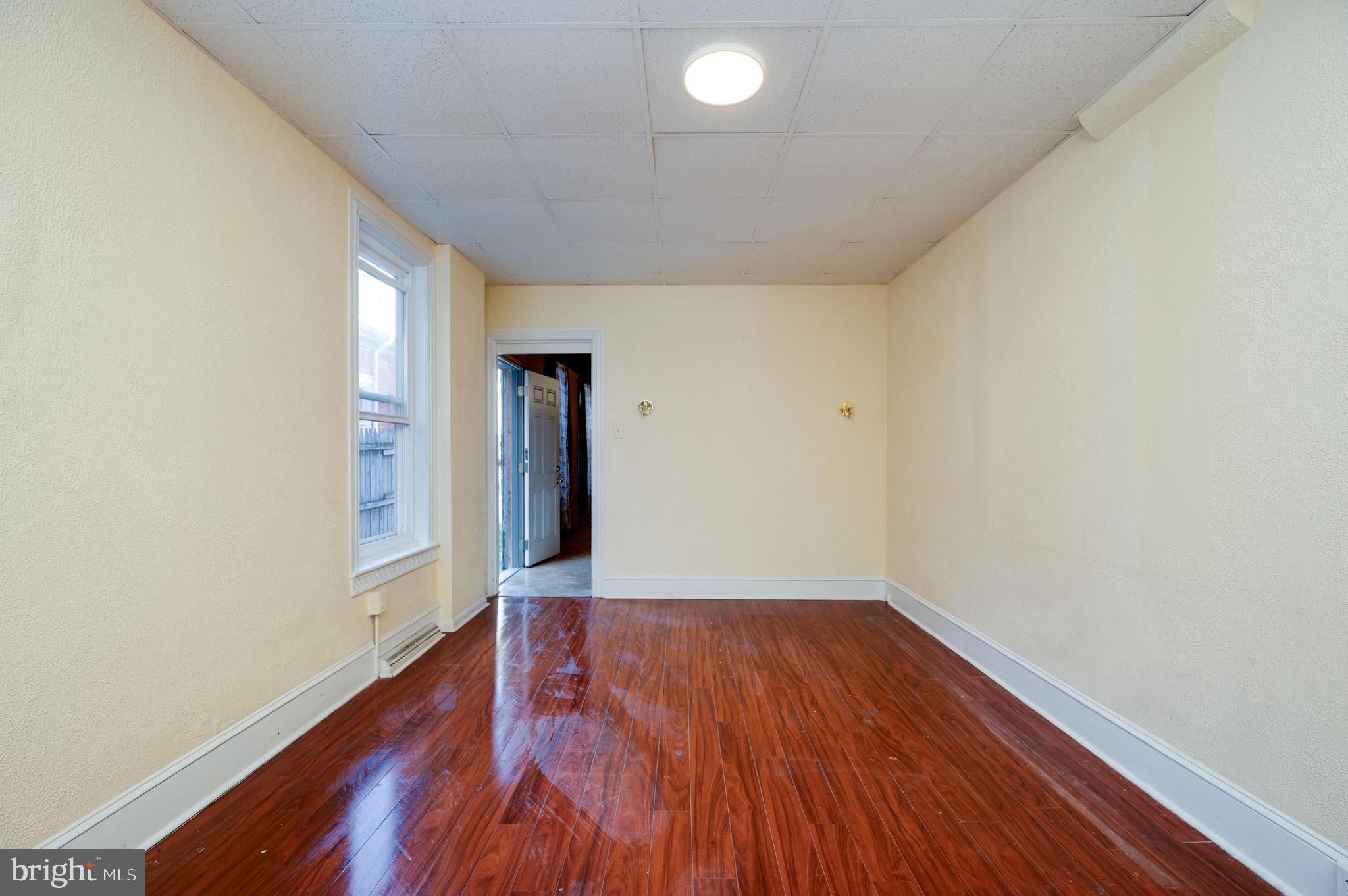 348 South 4th Street Reading, PA 19602 - Photo 11 of 43