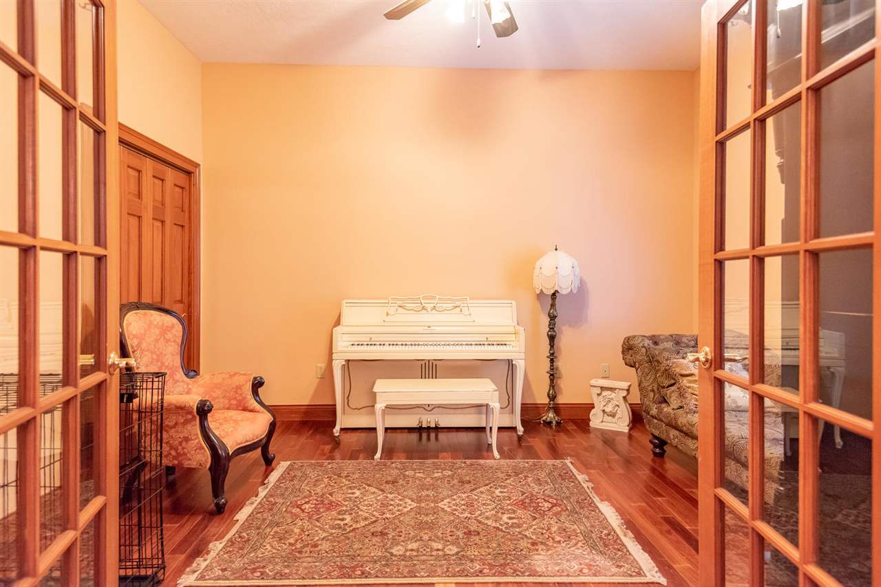 5555 Nehrt Road Bloomington, IN 47408 - Photo 15 of 36 Gallery Image 15