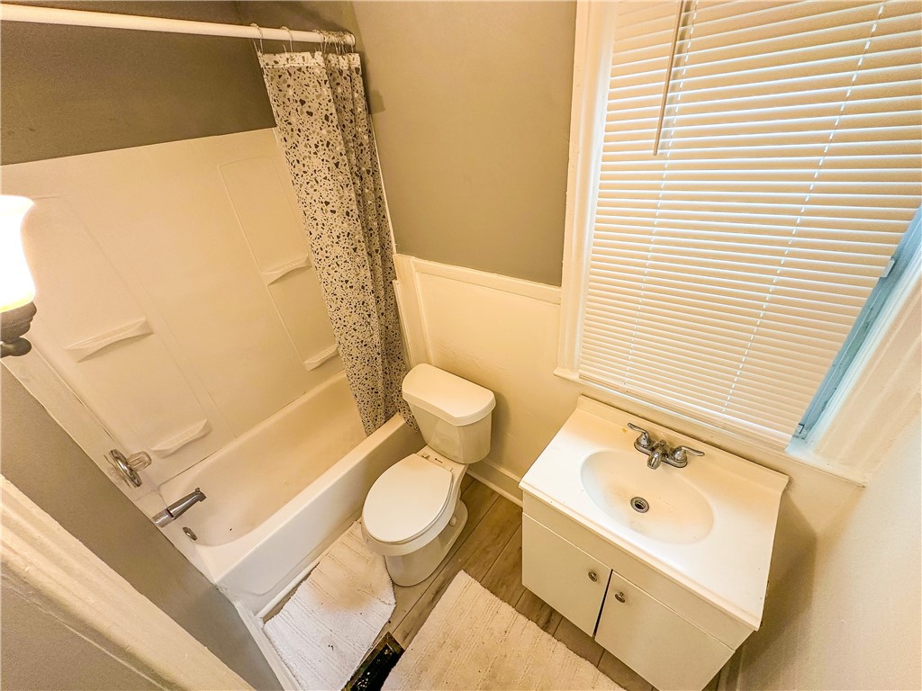 46 Peck Street Rochester, NY 14609 - Photo 6 of 8