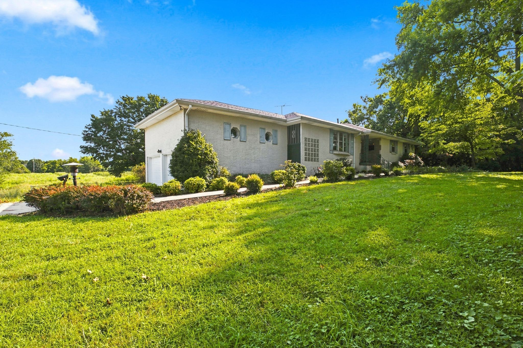 13936 Betts Road Goodlettsville, TN 37072 - Photo 3 of 57 Gallery Image 3