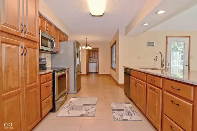 $399,900 | 7676 Amber Turn, Plainfield, IN 46168