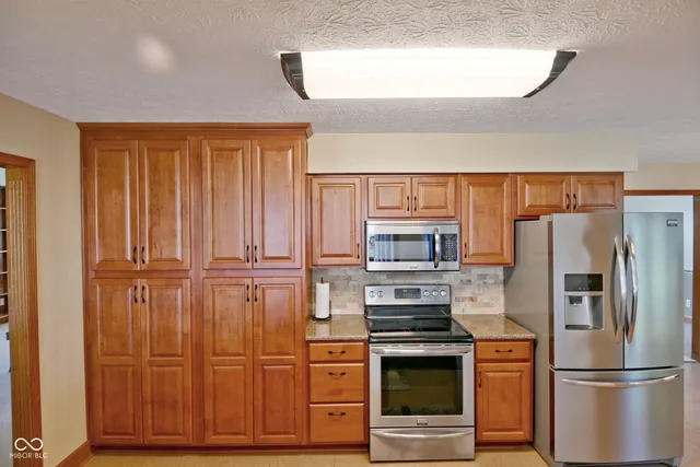 $399,900 | 7676 Amber Turn, Plainfield, IN 46168