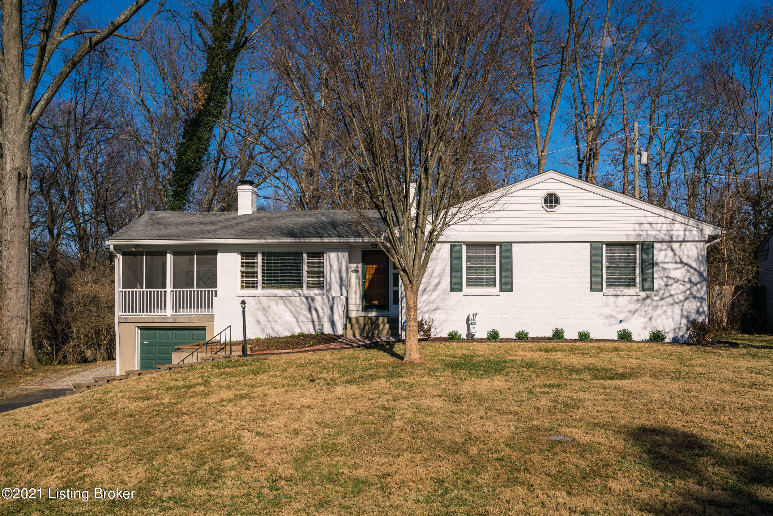 1. Front Exterior 01