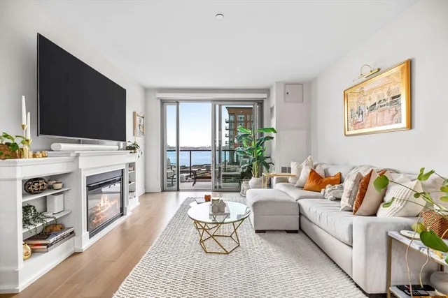 $1,149,000 | 45 Lewis Street, Unit 214, Boston, MA 02128