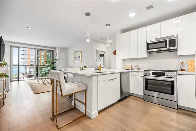 $1,149,000 | 45 Lewis Street, Unit 214, Boston, MA 02128
