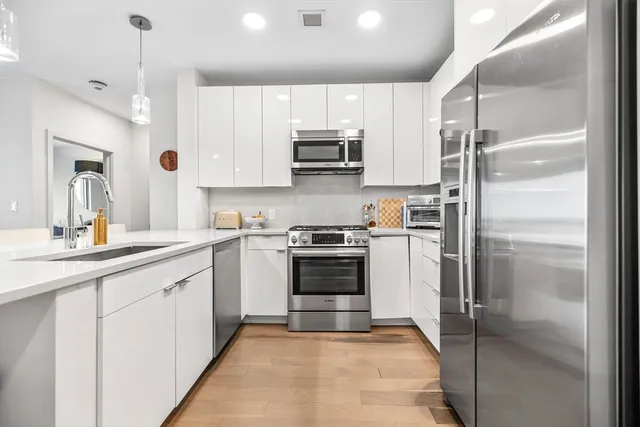 $1,149,000 | 45 Lewis Street, Unit 214, Boston, MA 02128