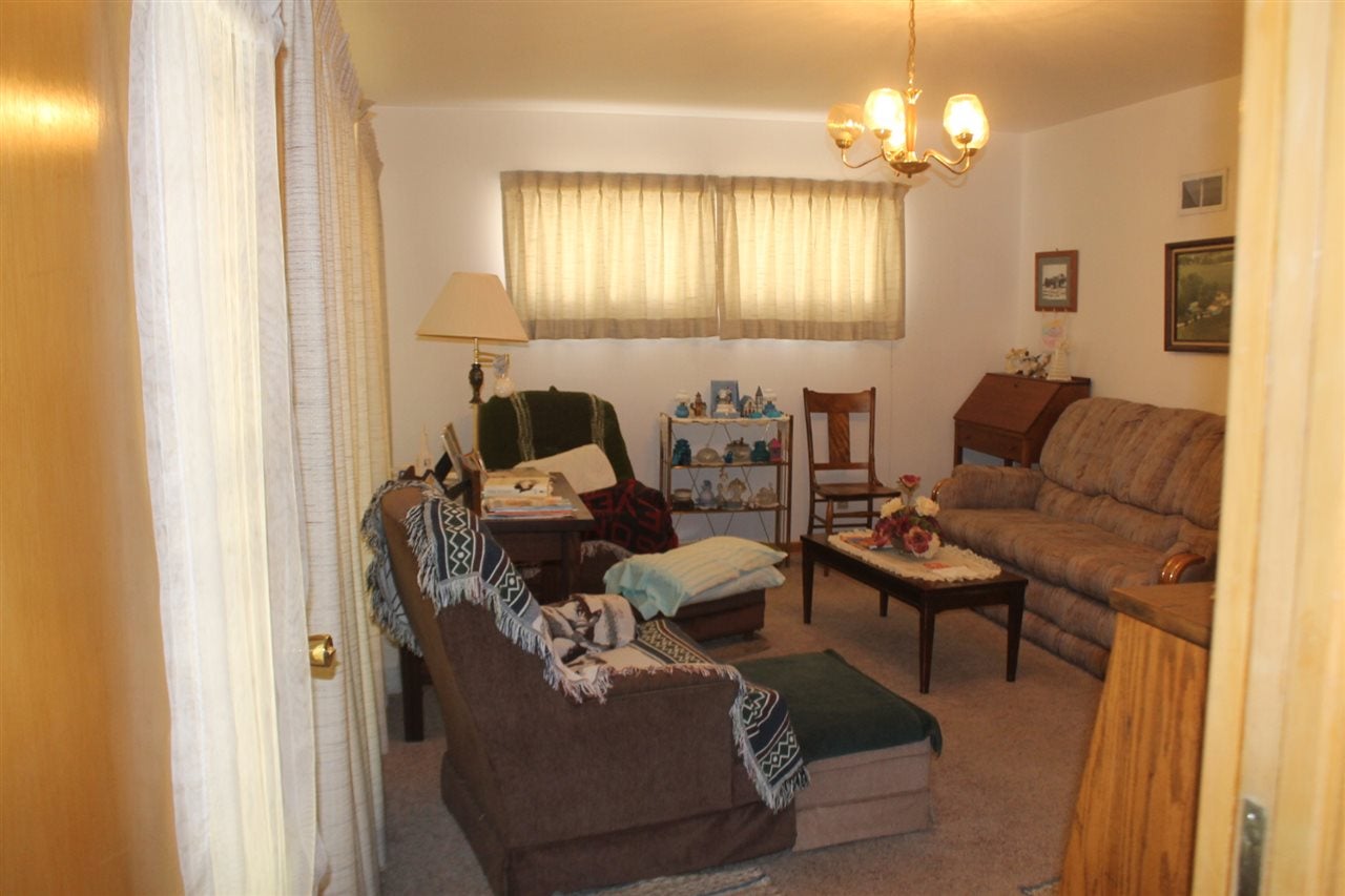 1002 McClellan Street Tama, IA 52339 - Photo 2 of 7 Gallery Image 2