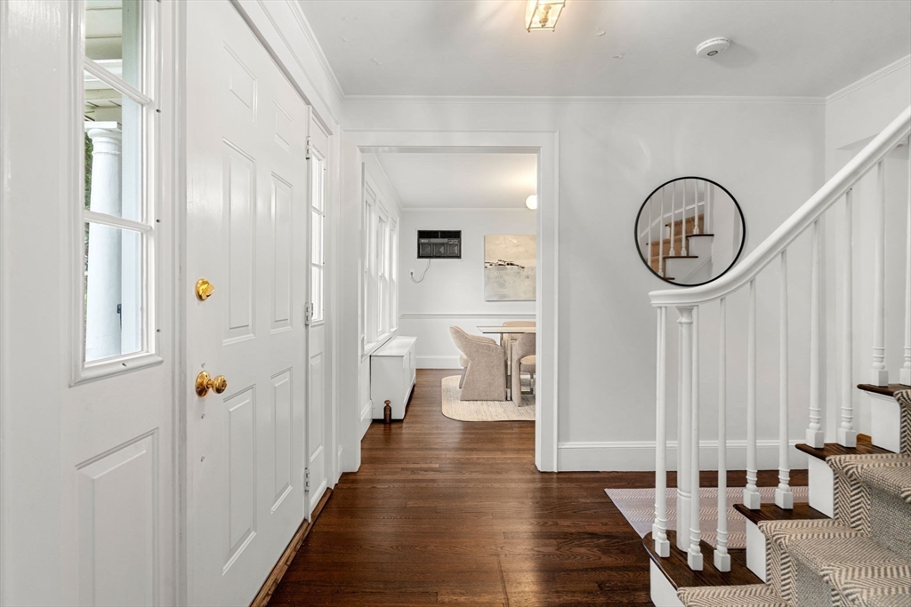 36 Richardson Road Belmont, MA 02478 - Photo 2 of 18