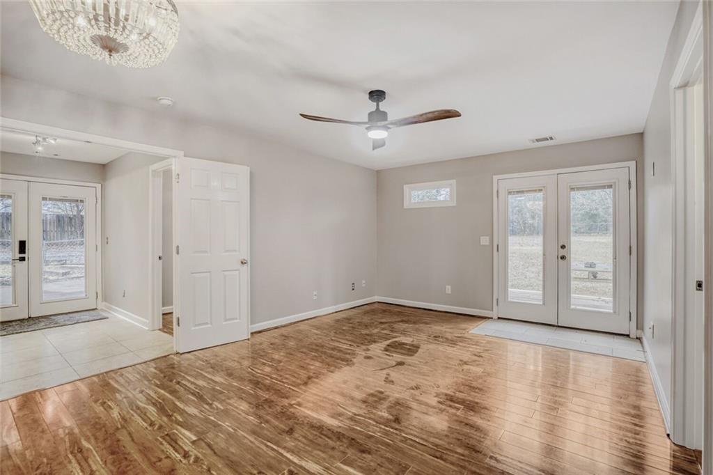 905 Milam Circle Clarkston, GA 30021 - Photo 21 of 33