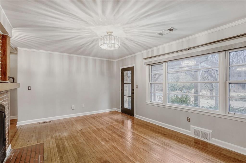 905 Milam Circle Clarkston, GA 30021 - Photo 8 of 33