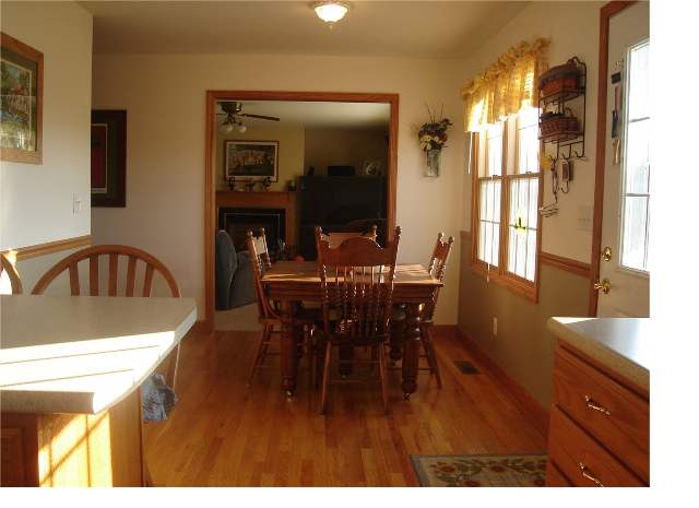 15901 King Road Danvers, IL 61732 - Photo 5 of 9