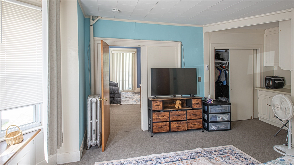 351 Main Street Amherst, MA 01002 - Photo 15 of 27