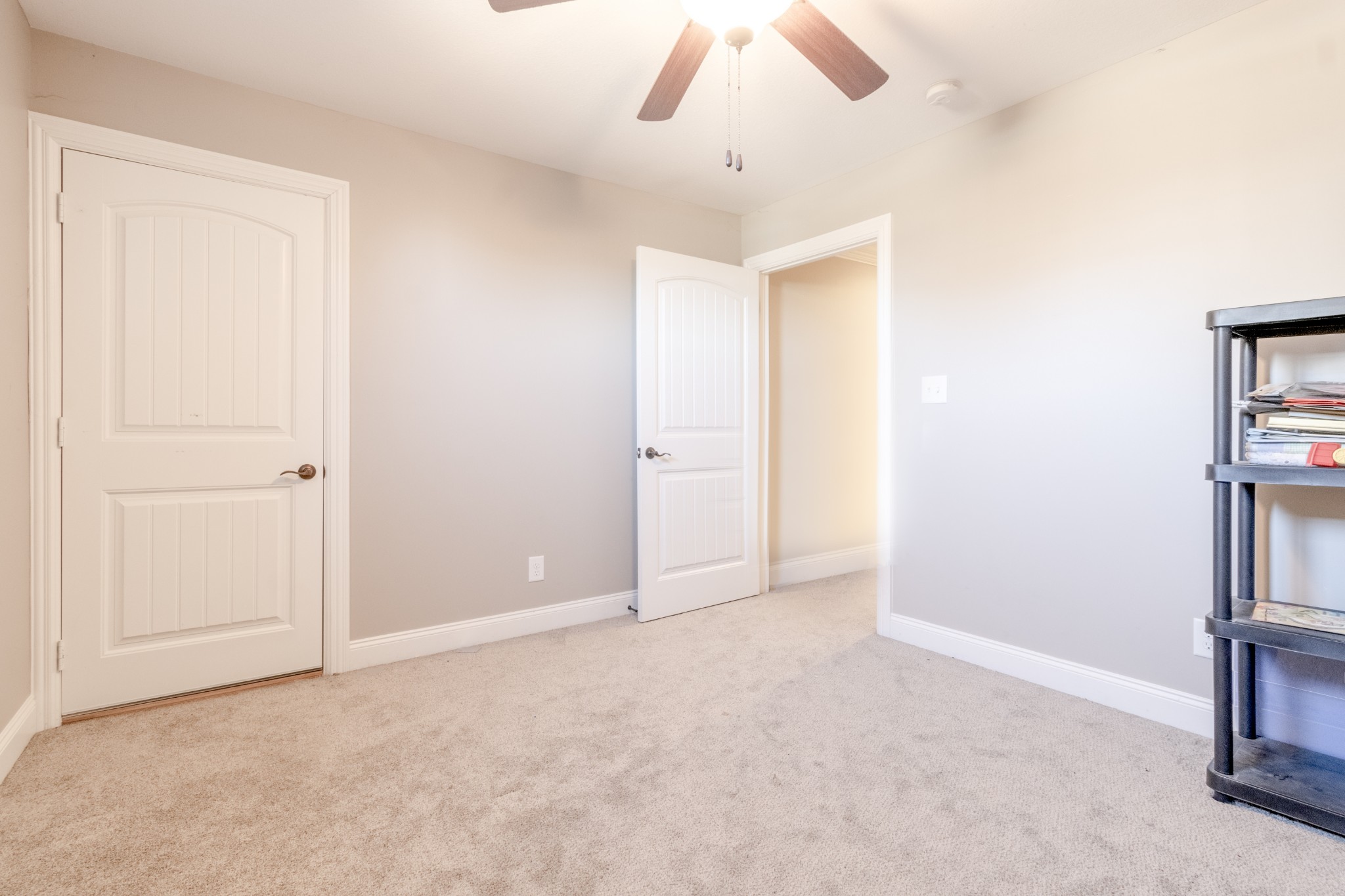 4570 Sango Road Clarksville, TN 37043 - Photo 27 of 32 an empty room with closet