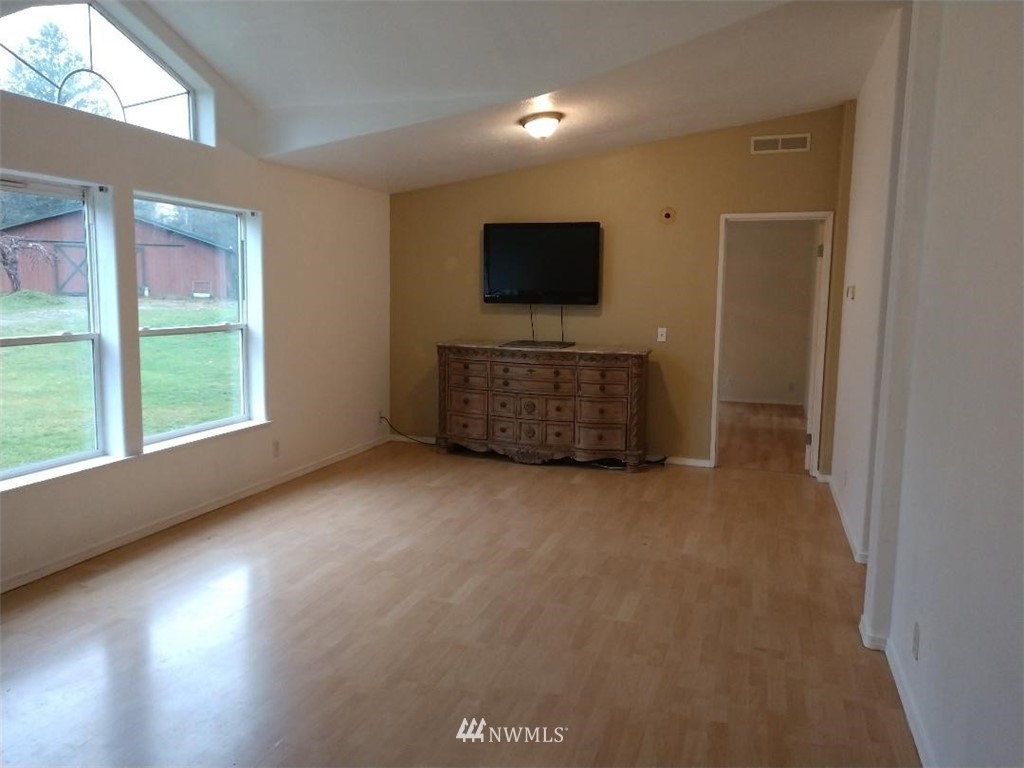 1734 Noon Valley Road Bellingham, WA 98226 - Photo 12 of 16