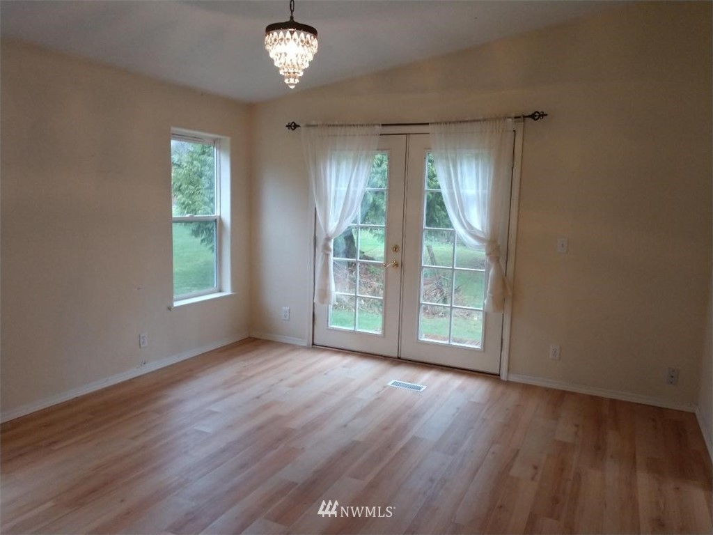 1734 Noon Valley Road Bellingham, WA 98226 - Photo 15 of 16