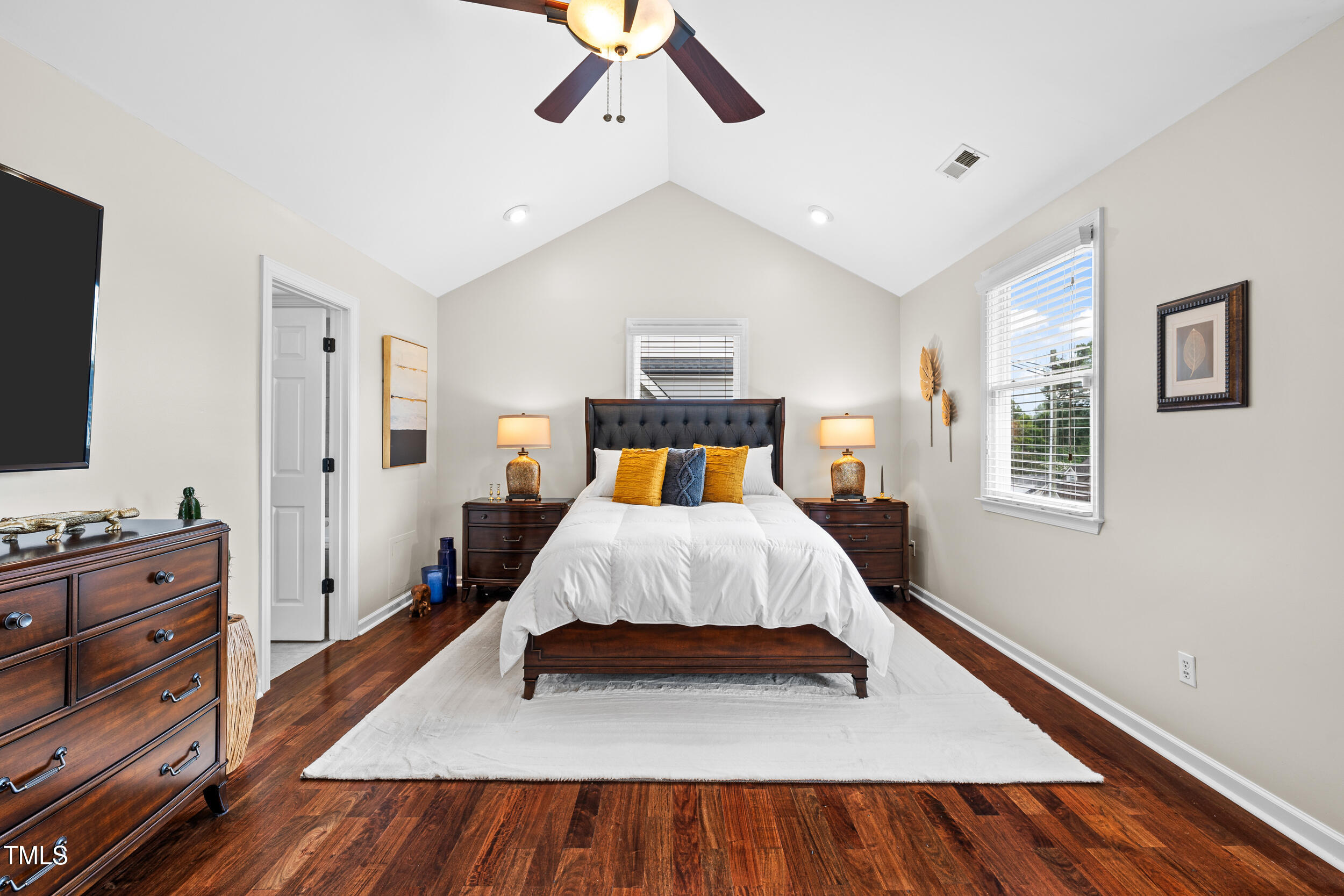 627 New Road Raleigh, NC 27608 - Photo 13 of 30 22 -627 new rd, interior, primary