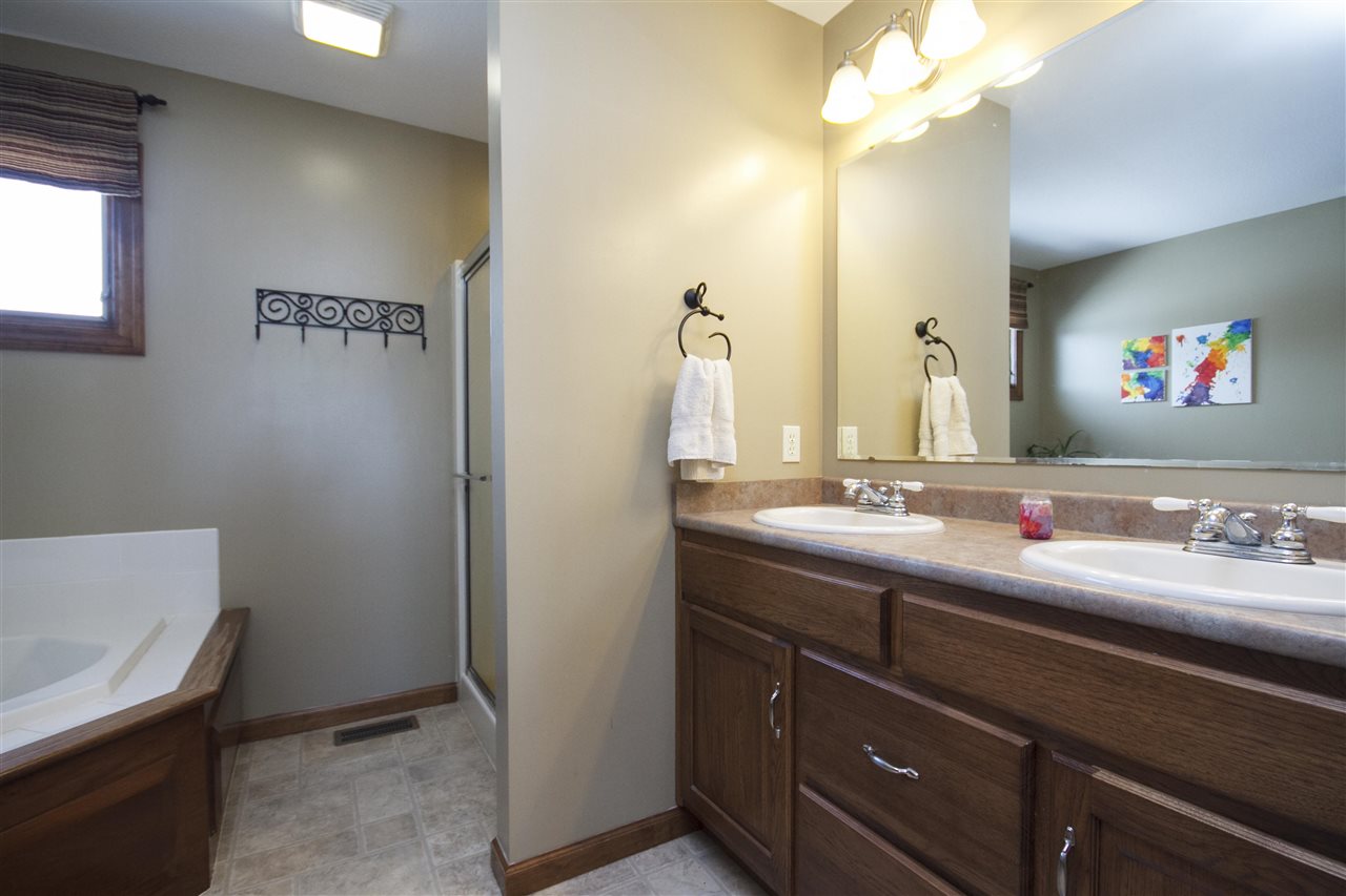 19106 Devall Road Spencerville, IN 46788 - Photo 19 of 32
