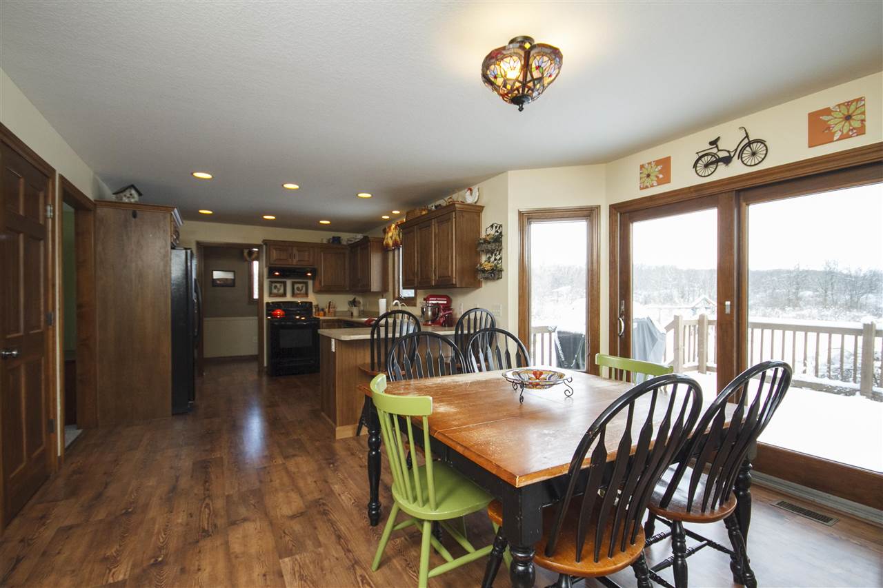 19106 Devall Road Spencerville, IN 46788 - Photo 6 of 32