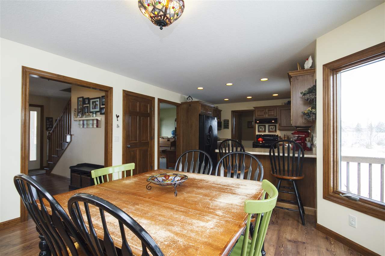 19106 Devall Road Spencerville, IN 46788 - Photo 7 of 32