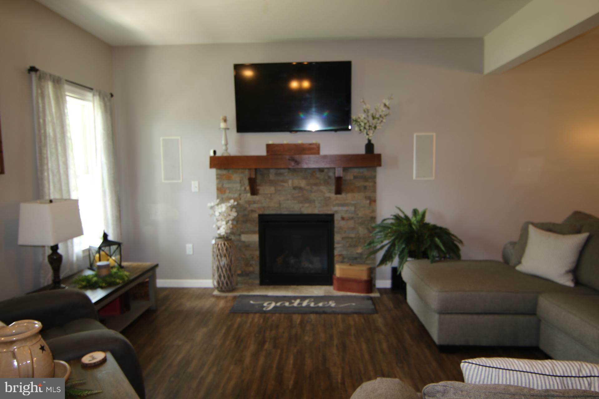 2171 Rosedale Avenue Middletown, PA 17057 - Photo 10 of 55 Gallery Image 10