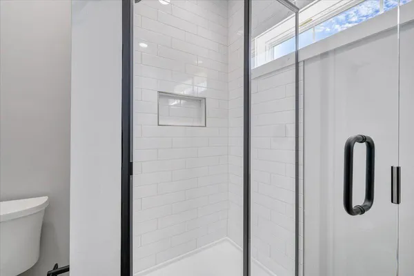 $989,900 | 86 Dalton Lane, Lynch Station, VA 24571