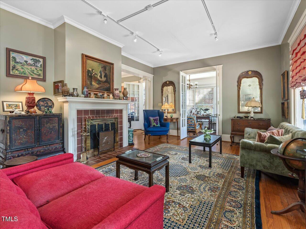 2400 Fairview Road Raleigh, NC 27608 - Photo 4 of 94 004-004-2400FairviewRd-20241230