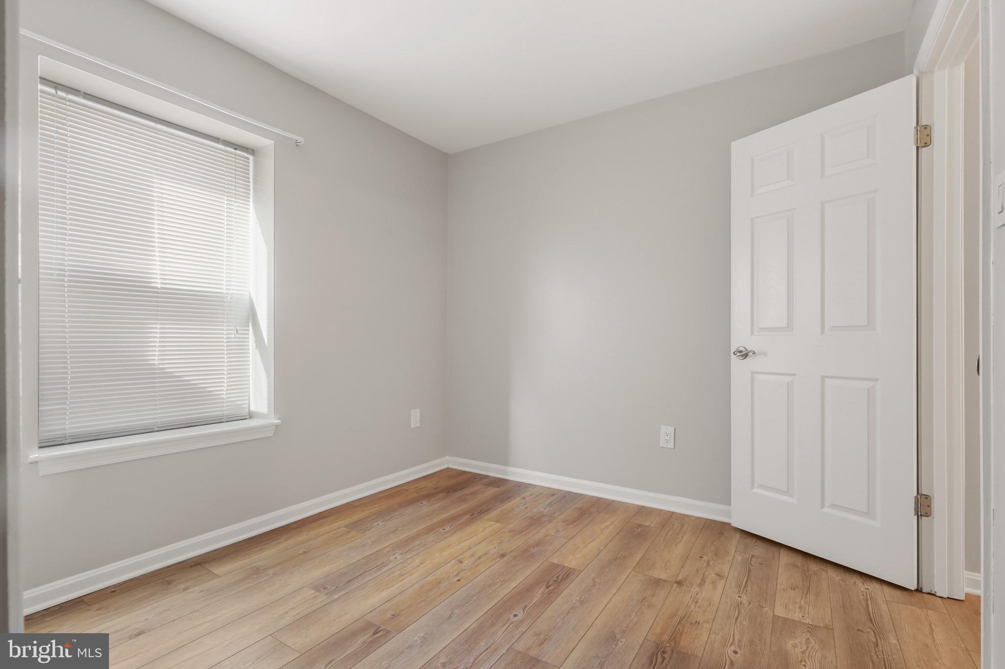 8 Fallen Tree Court, Unit 8B Baltimore, MD 21227 - Photo 17 of 25
