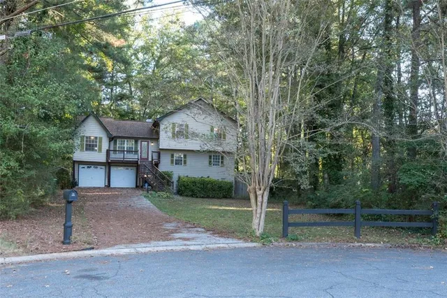 $2,350 | 3086 Cynthia Court, Marietta, GA 30062