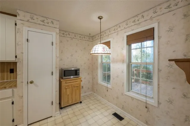 $2,350 | 3086 Cynthia Court, Marietta, GA 30062