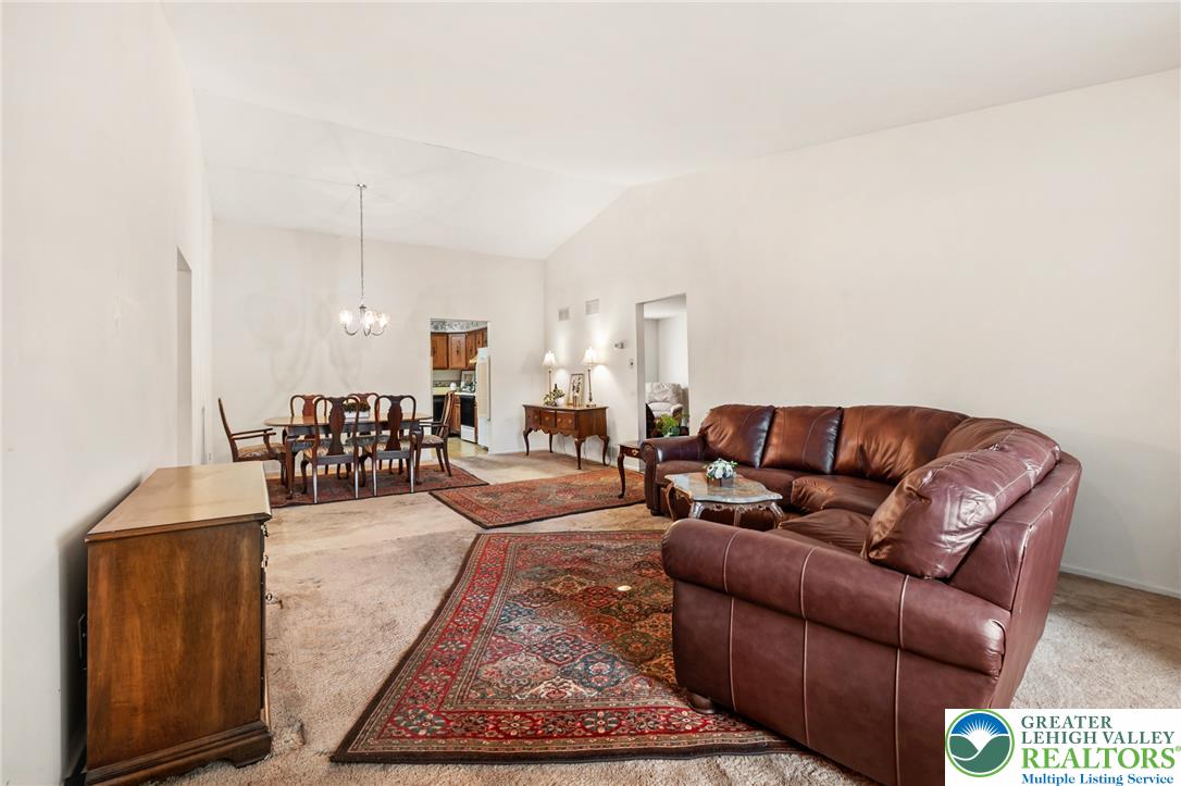 1615 Valley Forge Road Allentown, PA 18104 - Photo 4 of 38