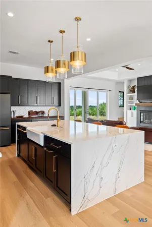 $1,395,000 | 813 Verde Vista Drive, Wimberley, TX 78676