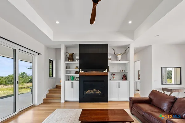 $1,395,000 | 813 Verde Vista Drive, Wimberley, TX 78676