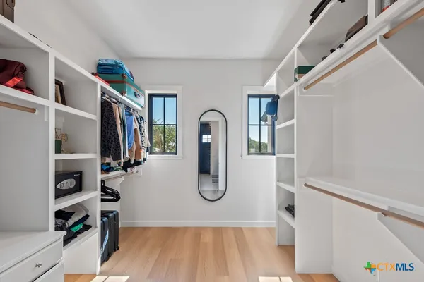 $1,395,000 | 813 Verde Vista Drive, Wimberley, TX 78676