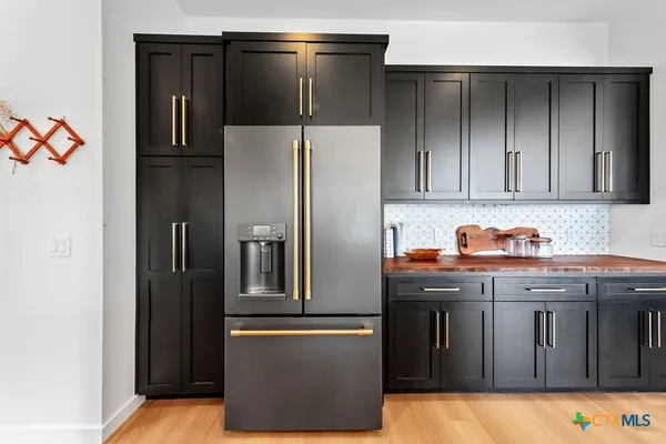 $1,395,000 | 813 Verde Vista Drive, Wimberley, TX 78676