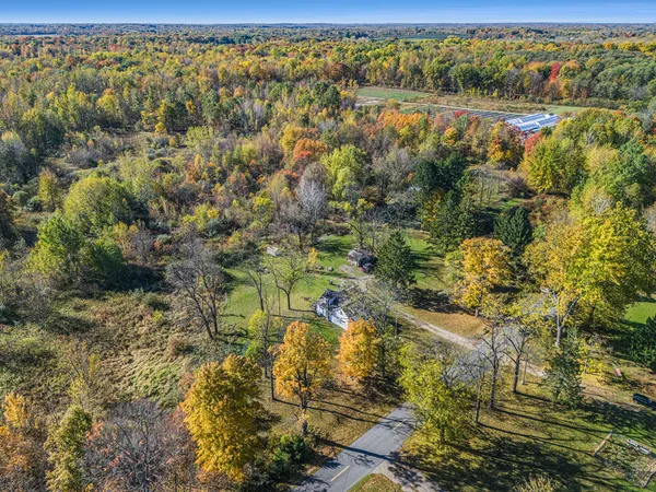 $179,900 | 52391 28th Avenue, Bangor, MI 49013