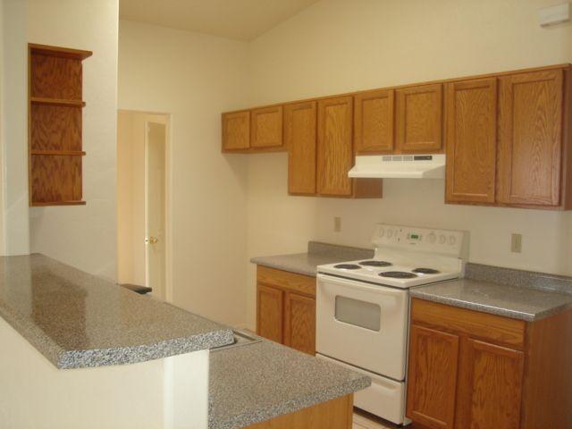 914 Via Rosamorada Rio Rico, AZ 85648 - Photo 3 of 9